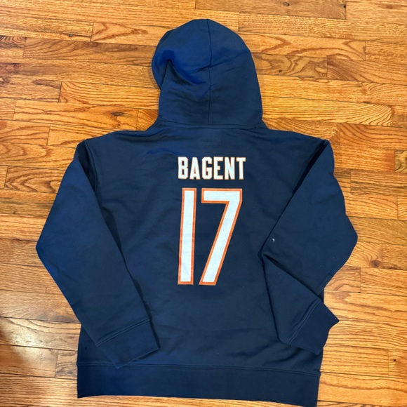 NWT Chicago Bears Navy Hoodie with Bagent 17 - Picture 1 of 2